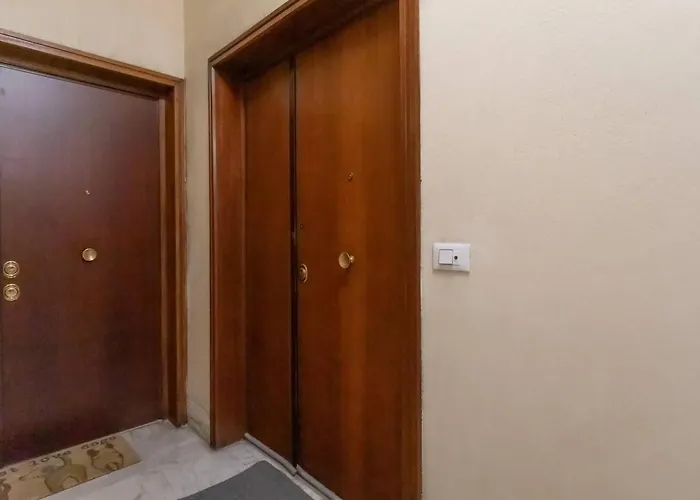 Apartamento Ampio - Vasca - Metro Adiacente *