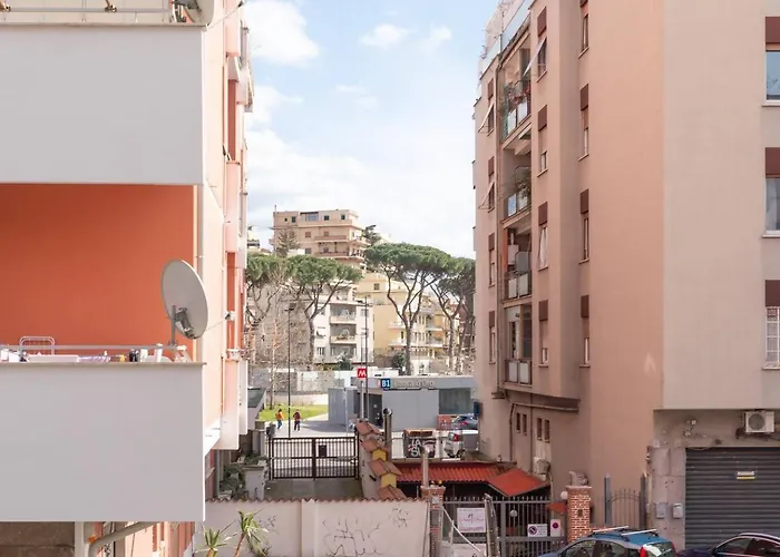 Ampio - Vasca - Metro Adiacente Apartamento *