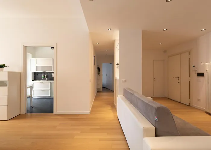 Apartamento Ampio - Vasca - Metro Adiacente