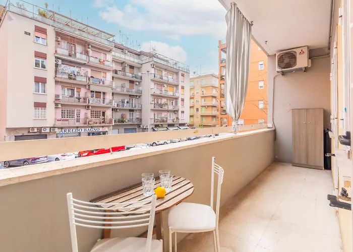Ampio - Vasca - Metro Adiacente Apartment