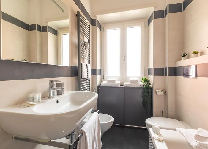 Apartamento Ampio - Vasca - Metro Adiacente